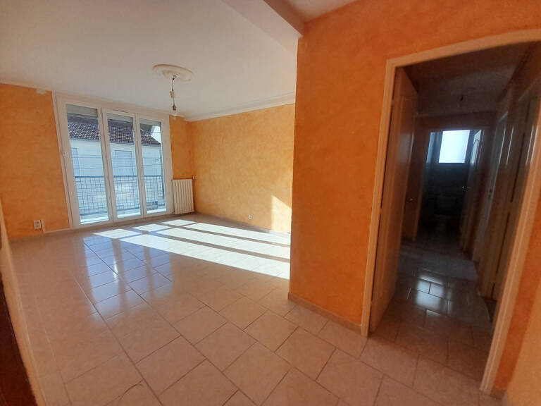 Appartement de type 4 de 67 m2 avec cave — photo 1