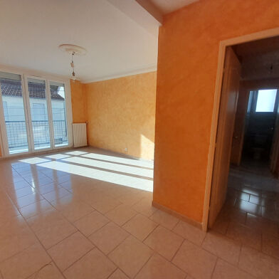 Appartement 4 pièces 98500 €