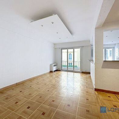 Bureau 3 pièces 349000 €