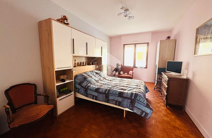 Maison de  138m2  à vendre à Bourg - 4 chambres — photo 3