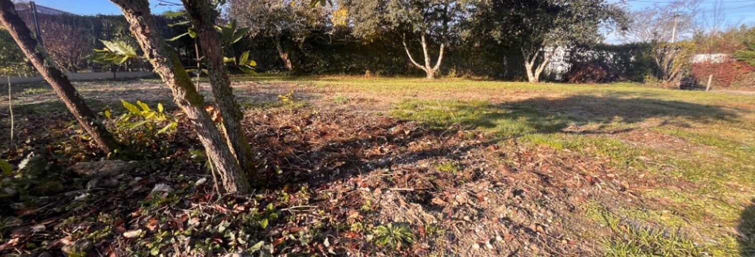 Terrain  500 m² à vendre à Léognan (33850)