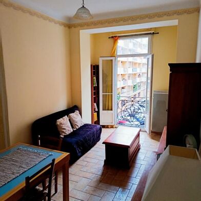 Appartement 3 pièces 275000 €