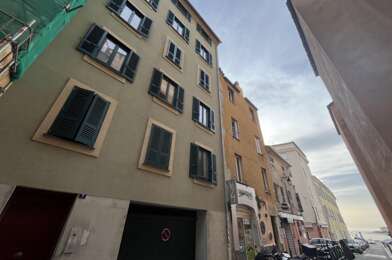 Appartement 3 pièces 1196 €