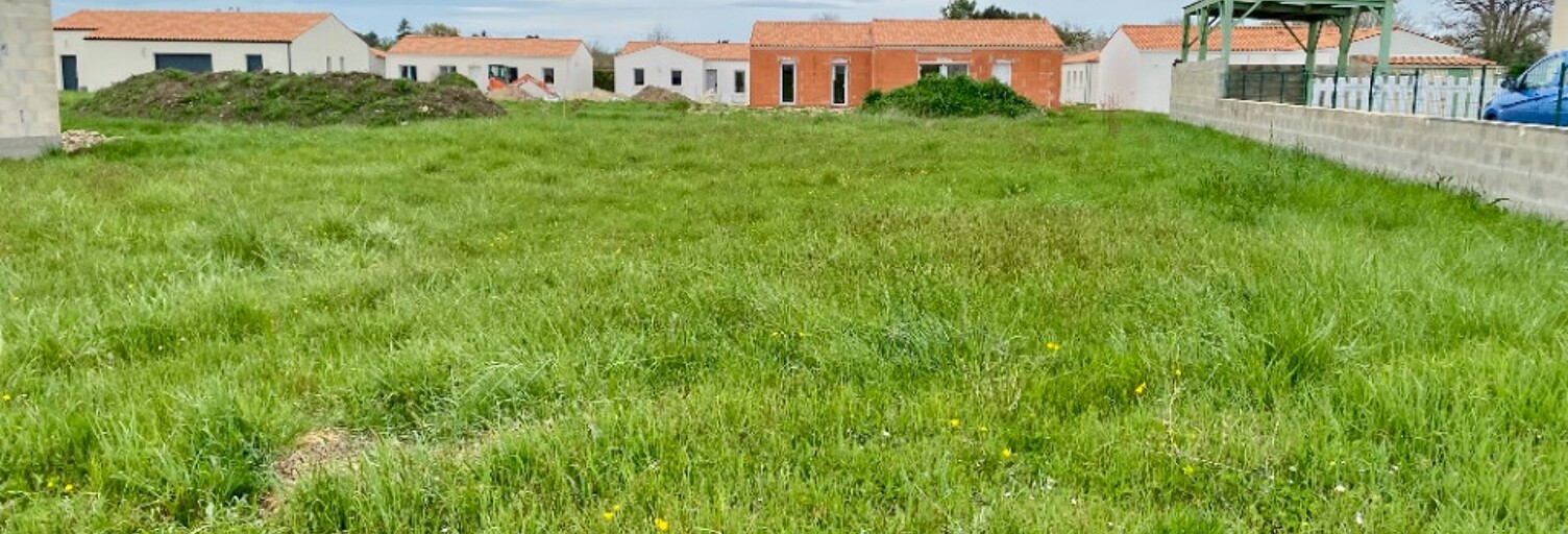 Terrain  664 m² à vendre à Corme-Écluse (17600)