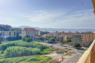 Appartement 3 pièces 982 €