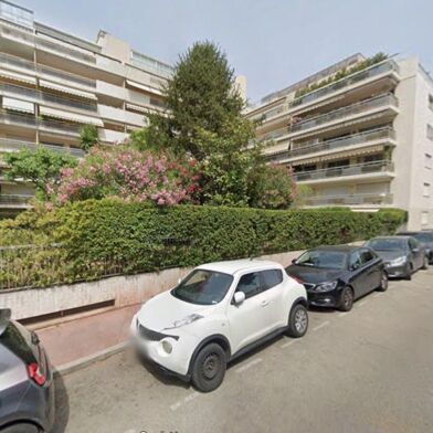 Appartement 3 pièces 1700 €