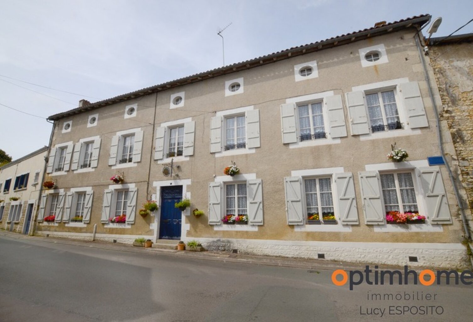 Belle maison avec 8 chambres dans un village pittoresque — photo 1