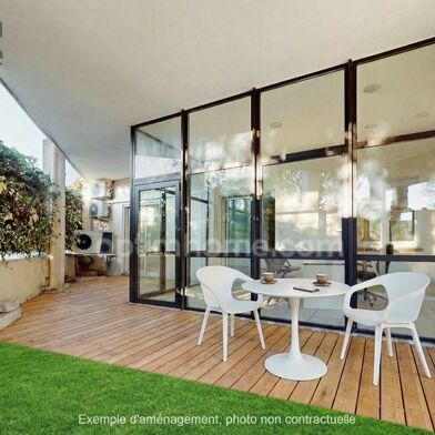 Bureau 4 pièces 349000 €