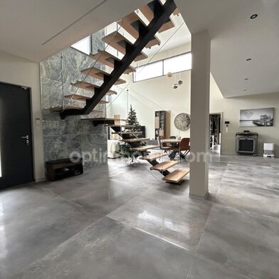 Maison 6 pièces 1090000 €