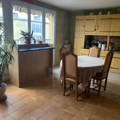 Appartement 4 pièces 147000 €