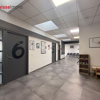 Local industriel  289000 €