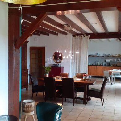 Maison 10 pièces 254800 €