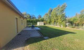 Maison 4 Pièces 157 m² à louer à Lamothe-Landerron (33190)