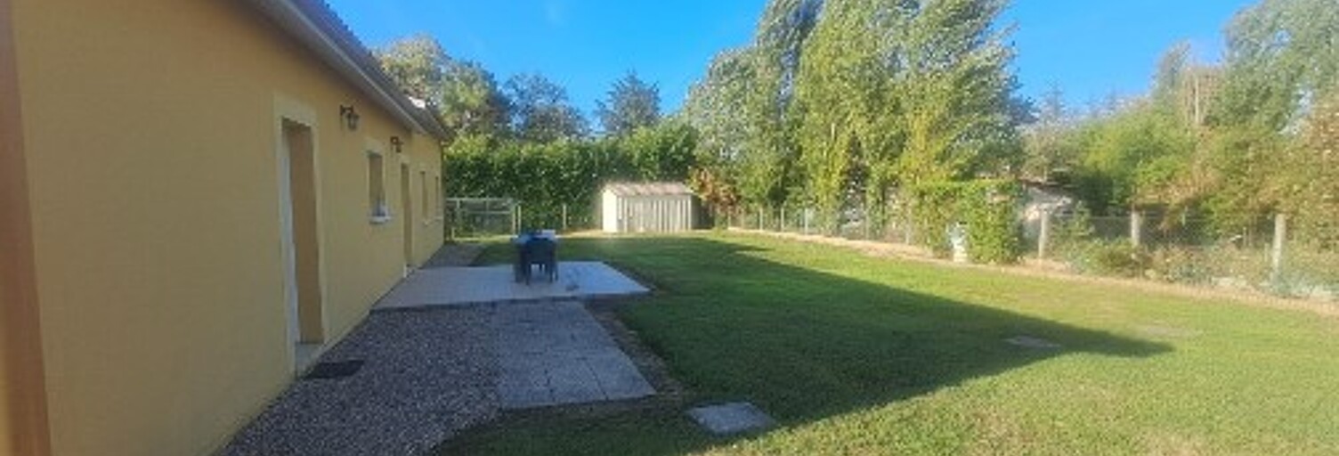 Maison 4 Pièces 157 m² à louer à Lamothe-Landerron (33190)