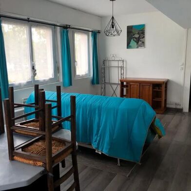 Appartement 3 pièces 1005 €