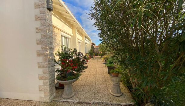 Villa / Maison 4 pièces  à vendre Rochefort 17300