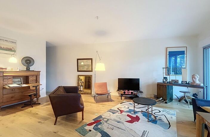 Appartement À Vendre en rez de jardin proche centre ville dans résidence avec ascenseur — photo 5