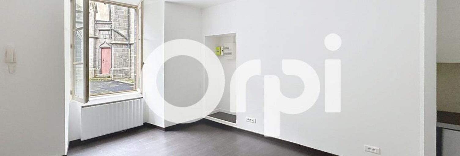Appartement 1 Pièce 21 m² à louer à Saint-Flour (15100)