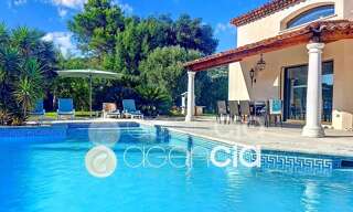 Maison 7 Pièces 296 m² à vendre à Mandelieu-la-Napoule (06210)