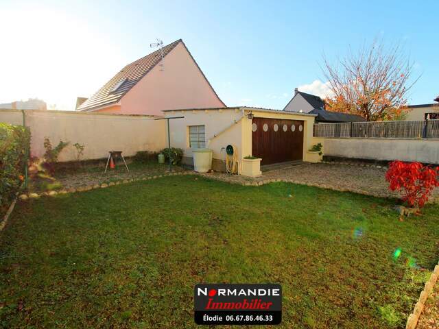 Maison 3 chambres avec garage et jardin GRAND QUEVILLY proche Ro — photo du bien