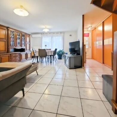 Maison 5 pièces 384900 €