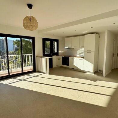 Appartement 2 pièces 1300 €