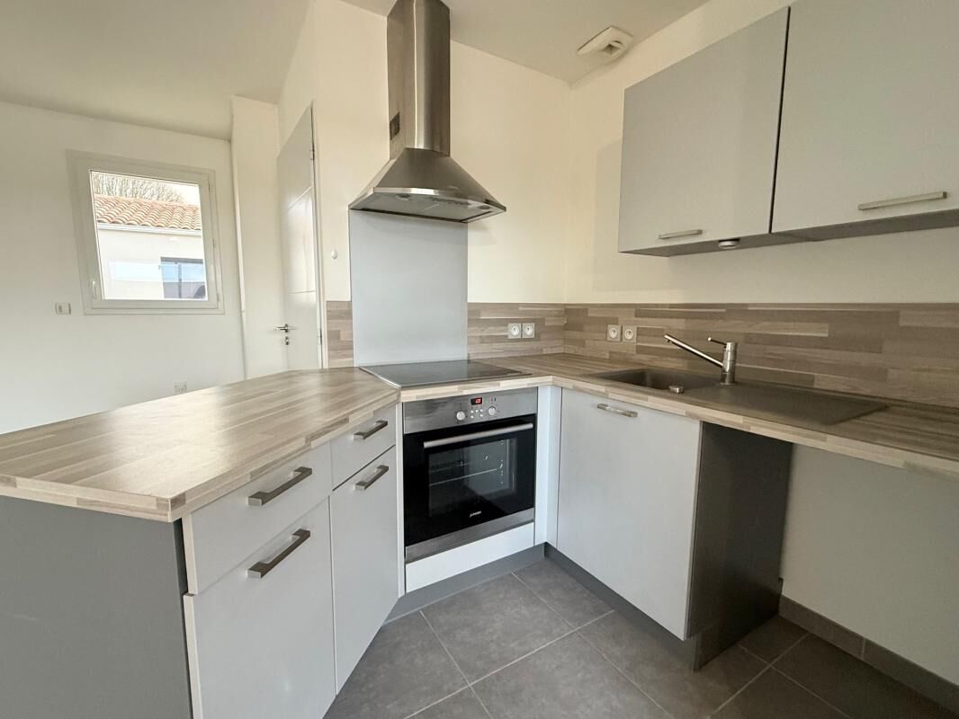 Villa / Maison  T3 à vendre Saint-Xandre 17138