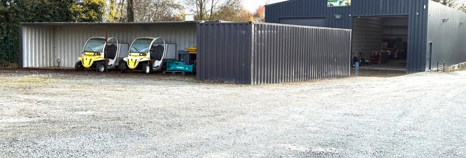 property.type.service   m² à vendre à Saint-Georges-des-Coteaux (17810)