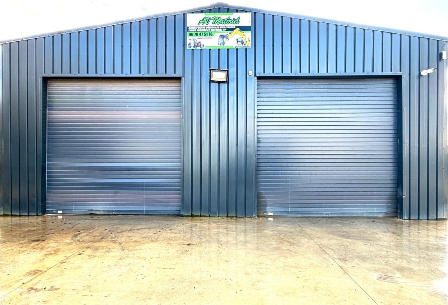 Bien Commercial À Vendre — photo 1