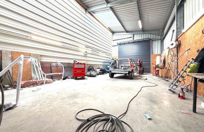 Bien Commercial À Vendre — photo 4