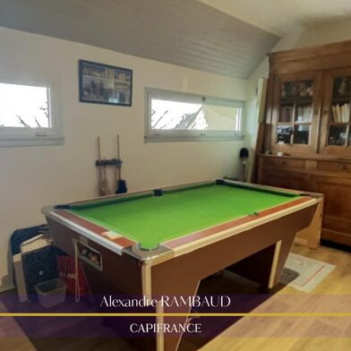 Maison 8 pièces 580000 €