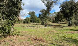Terrain  850 m² à vendre à Uzès (30700)