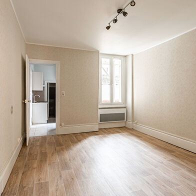 Appartement 2 pièces 505 €