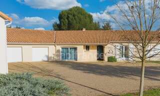 Maison 9 Pièces 151 m² à vendre à Thuré (86540)