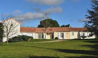 Maison 9 Pièces 156 m² à vendre à Thuré (86540)
