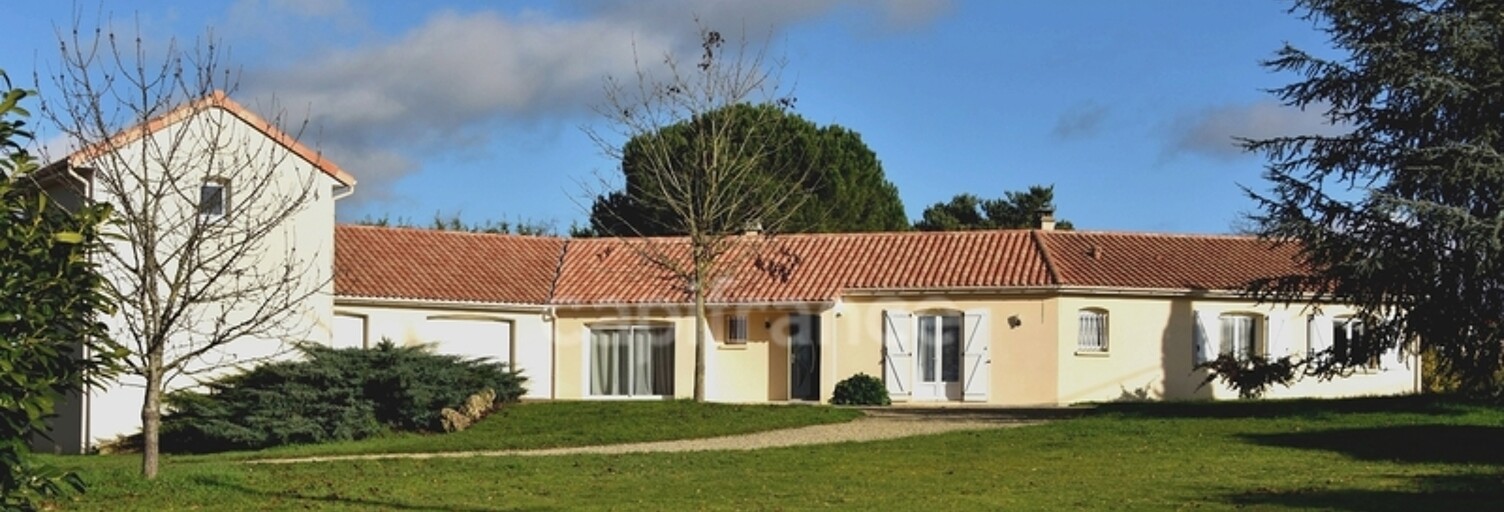 Maison 9 Pièces 156 m² à vendre à Thuré (86540)