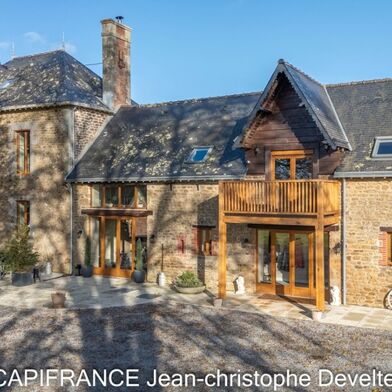 Maison 8 pièces 373000 €