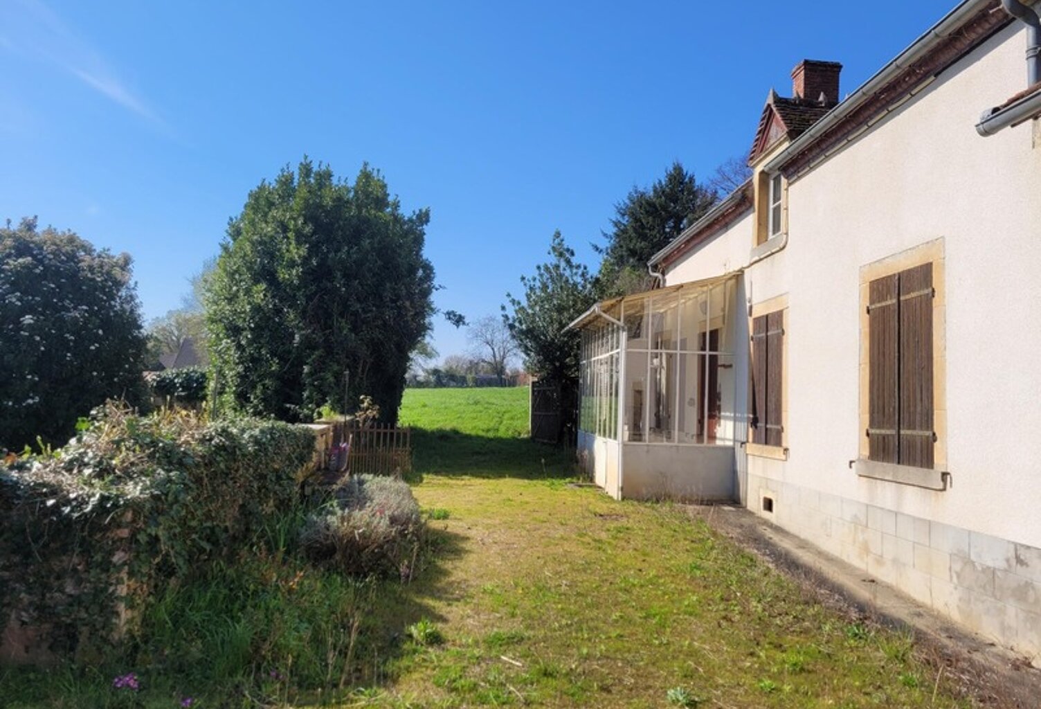 Maison de campagne à vendre 4 pièces AINAY LE CHATEAU (03 ALLIER ) — photo 1