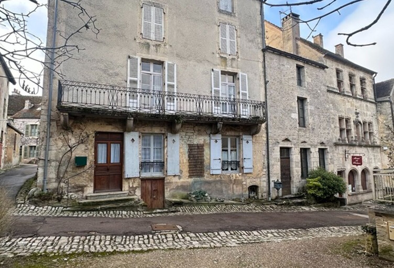 Maison à vendre 8 pièces FLAVIGNY SUR OZERAIN (21) — photo 1