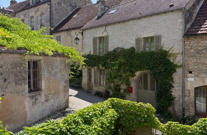 Maison à vendre 8 pièces FLAVIGNY SUR OZERAIN (21) — photo 2