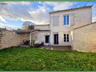 Maison à vendre 5 pièces d'environ 126m² à SAINT JEAN D'ANGELY (17) 4 chambres, 1 garage, proche centre ville, sur un terrain d'environ 400m² — photo 4