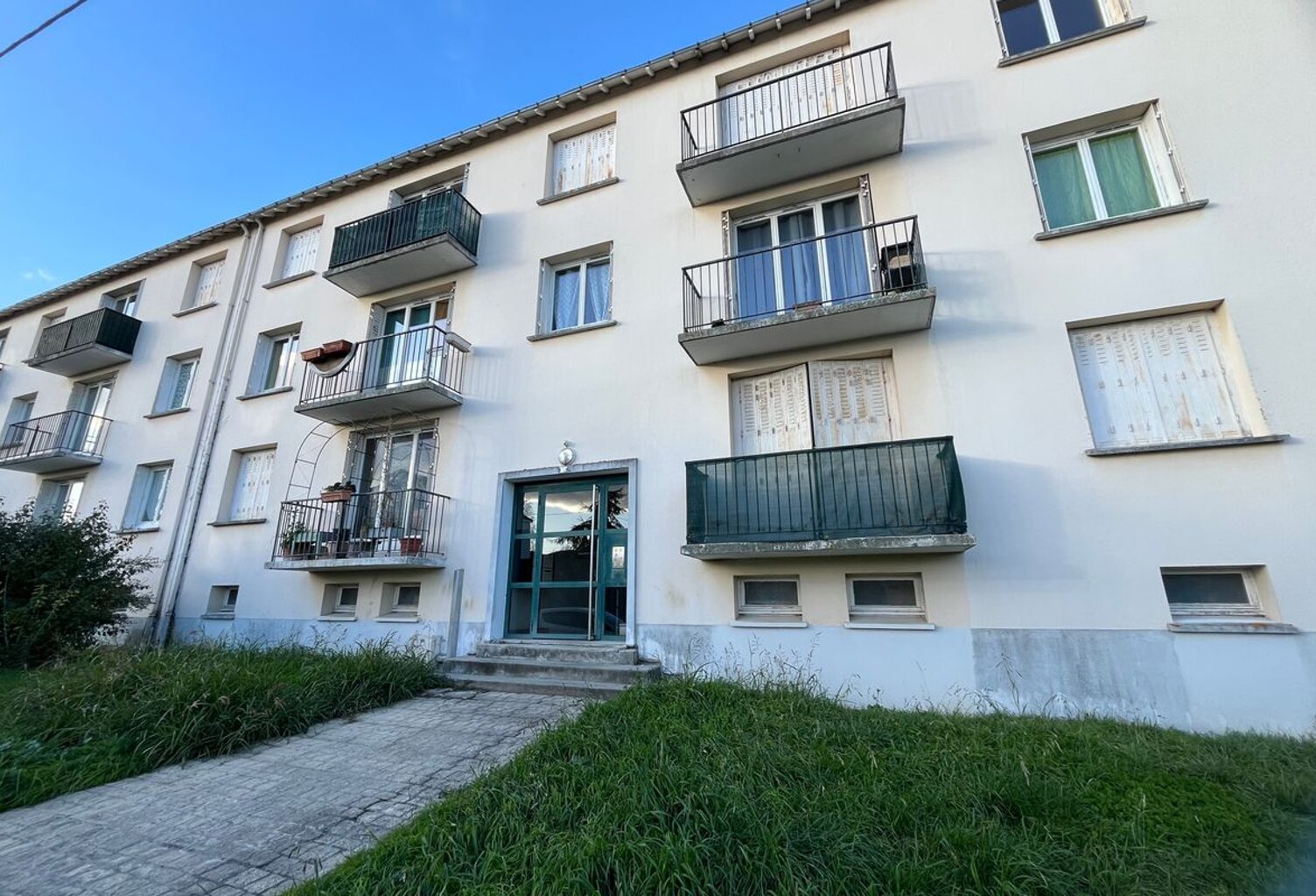 Ligueil - Appartement T5 — photo 1