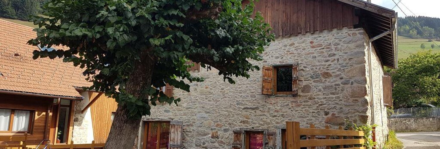 Maison 4 Pièces 129 m² à louer à Laval-en-Belledonne (38190)