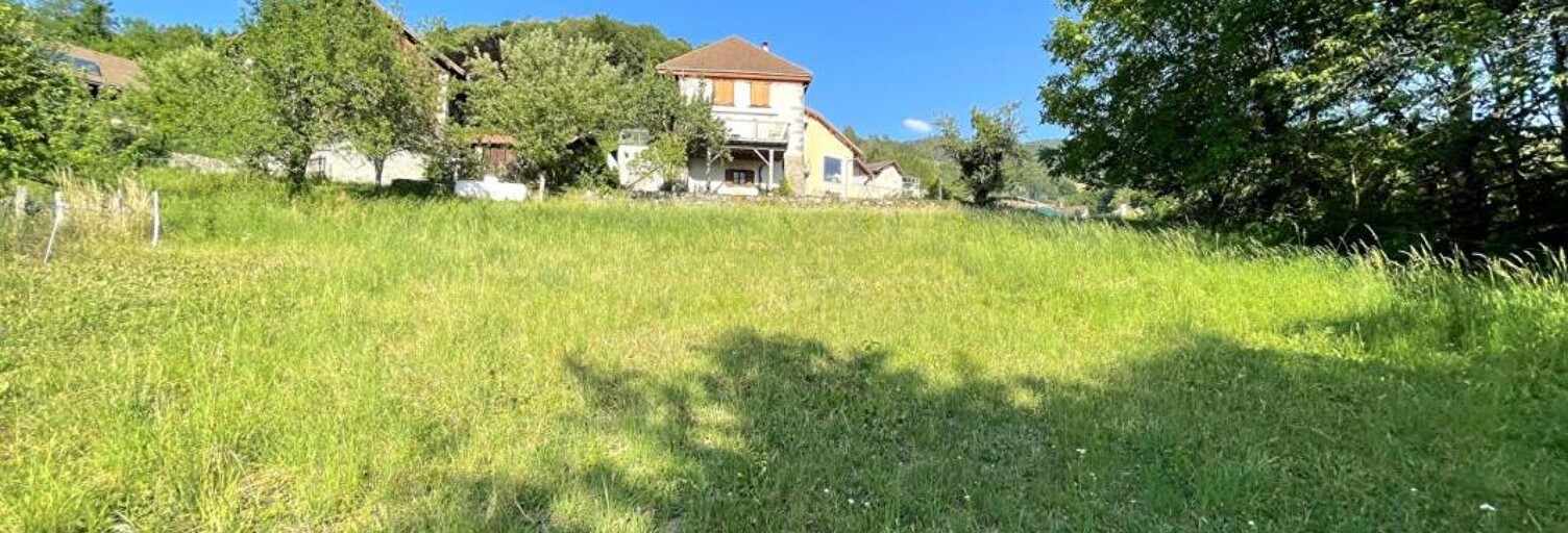 Terrain  1240 m² à vendre à La Combe-de-Lancey (38190)