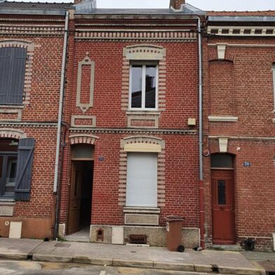 Maison 6 pièces 995 €