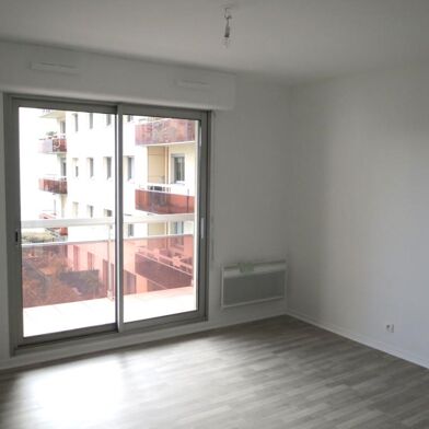 Appartement 1 pièces 900 €