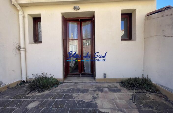 Maison de village avec terrasse à rénover — photo 3