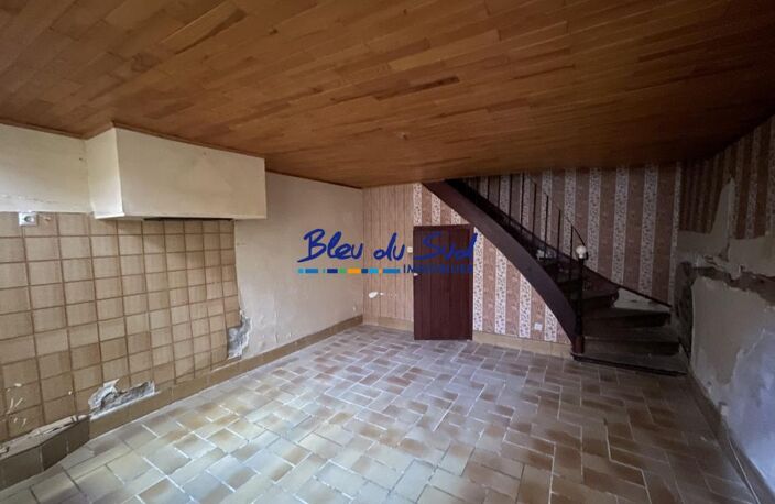 Maison de village avec terrasse à rénover — photo 4