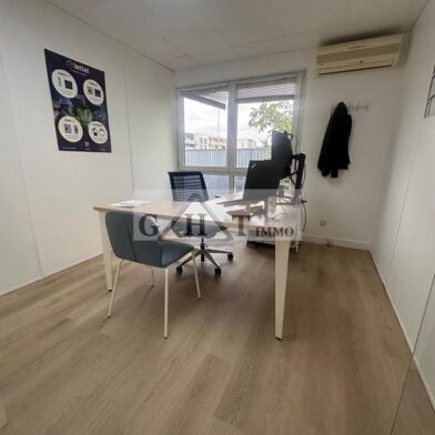 Local industriel  3600 €