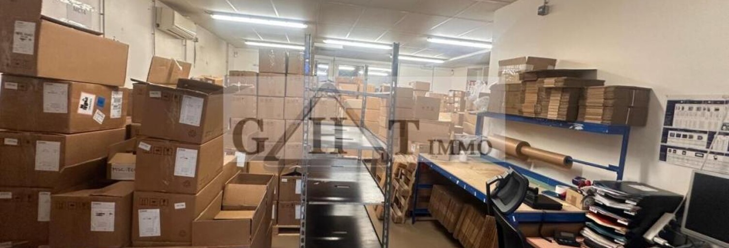 Local industriel  260 m² à louer à Créteil (94000)